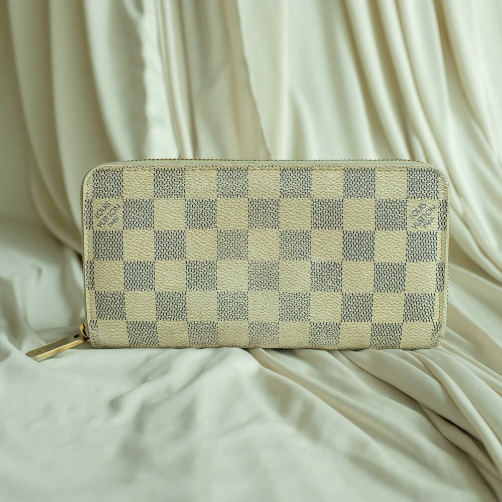 Louis Vuitton Damier Azur Zippy Wallet - Canvas, Date Code CA4018